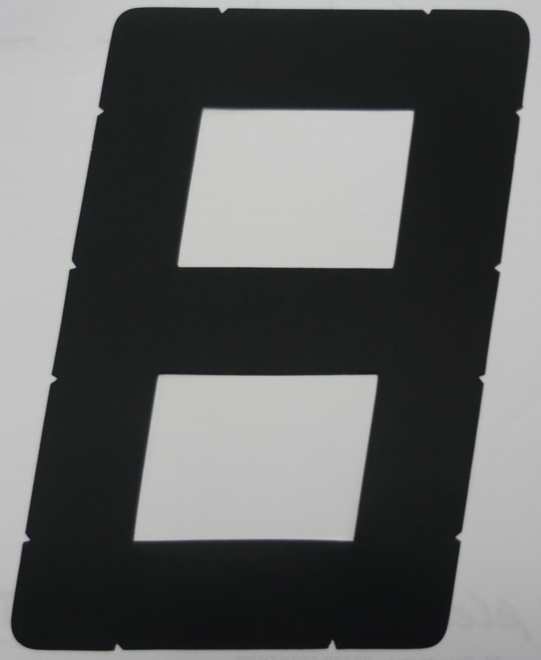 NUMERO VOILE H300 NOIR 8 A DECOUPER
