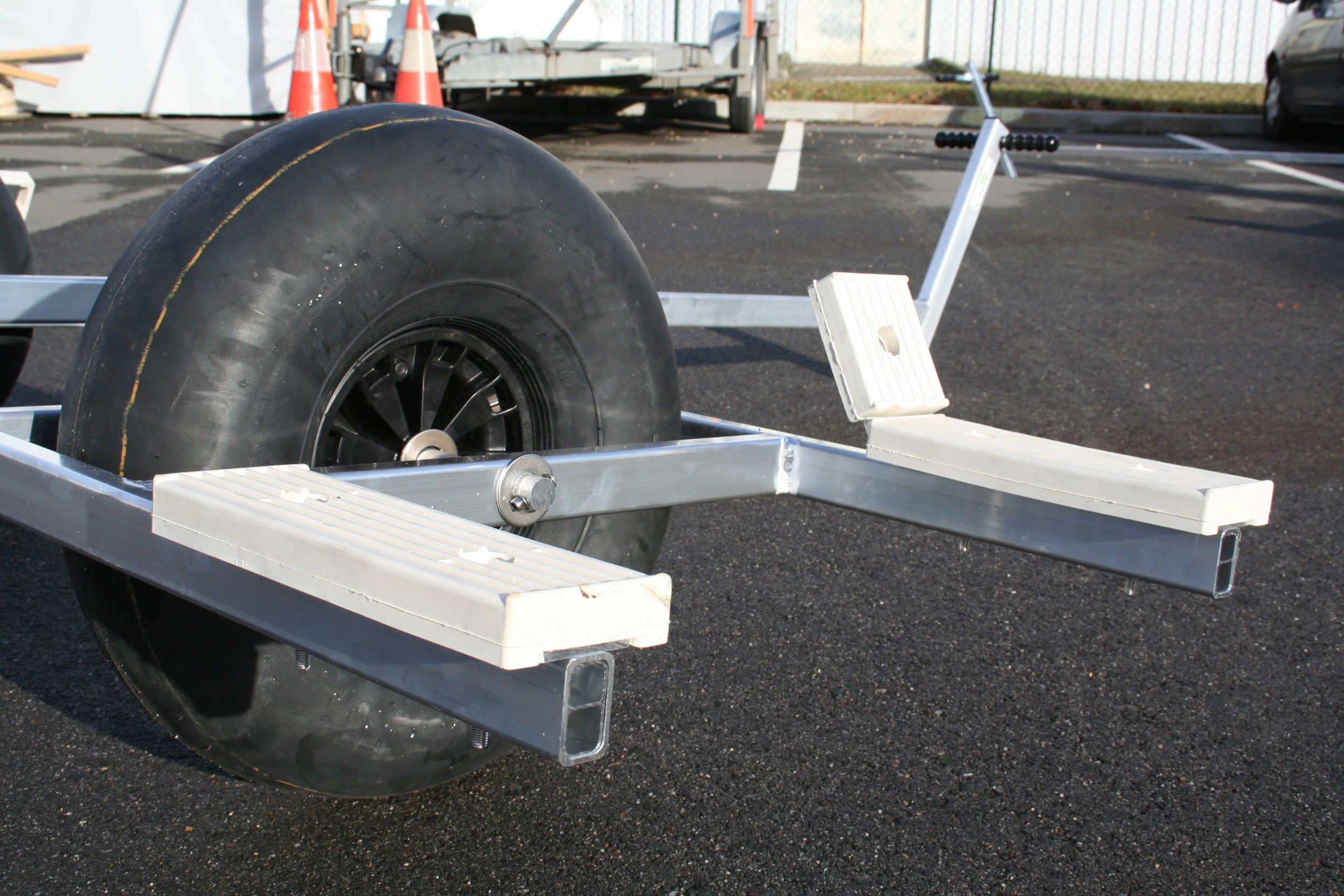 CHARIOT ALU CATA RENFORCE 2 ROUES 7624 PATIN – Image 3